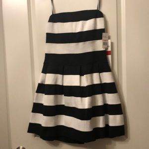 NWT SZ 13/14 Mini dress by B. Smart blk/wht